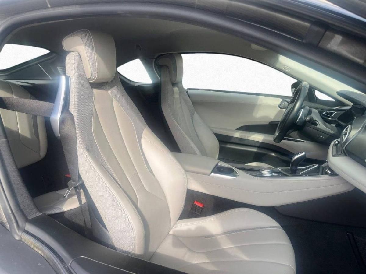 bmw-i8-2017-hibrido-a-gasolina-1499cc
