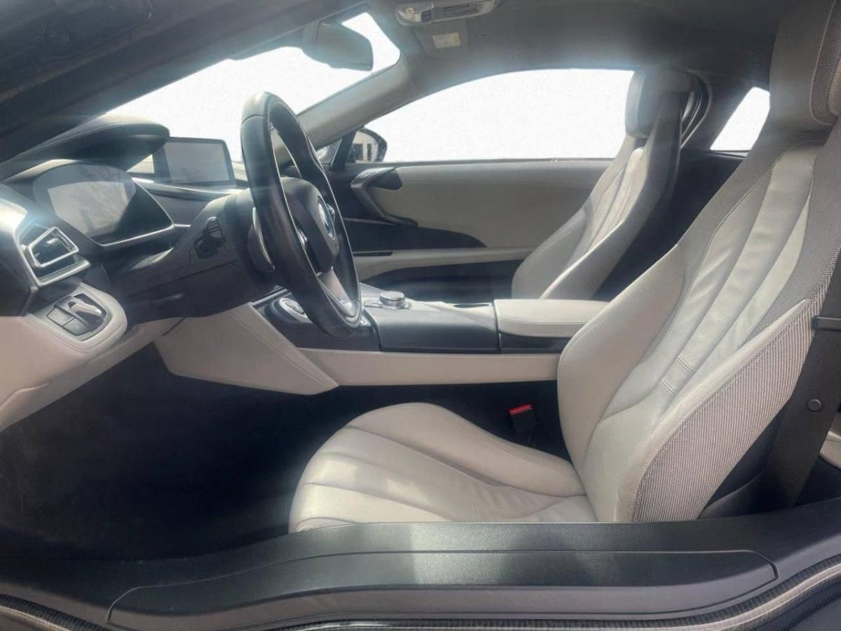 bmw-i8-2017-hibrido-a-gasolina-1499cc