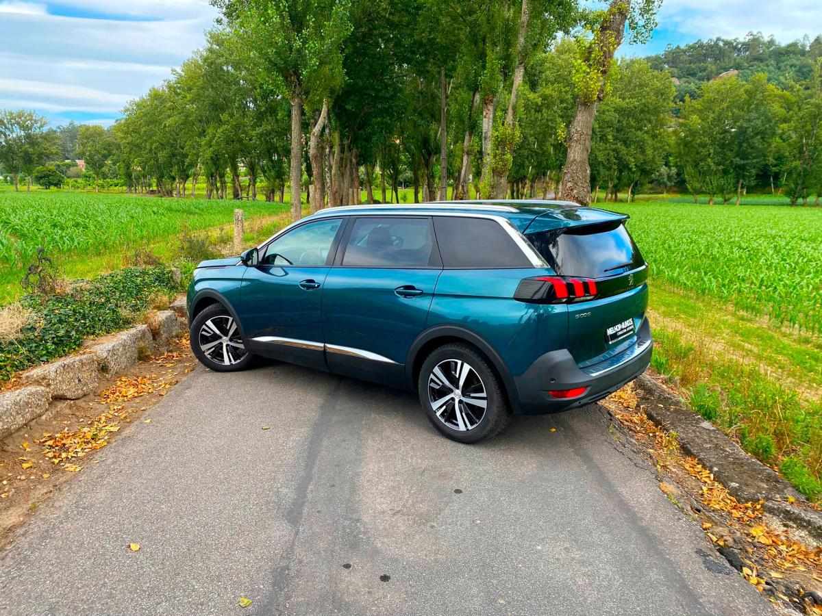 peugeot-5008-2018-diesel-1500cc