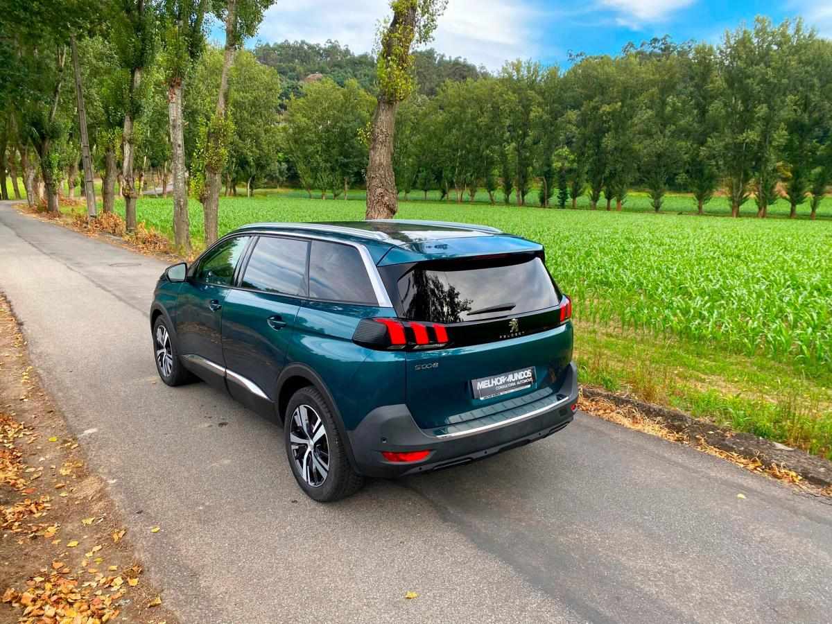 peugeot-5008-2018-diesel-1500cc