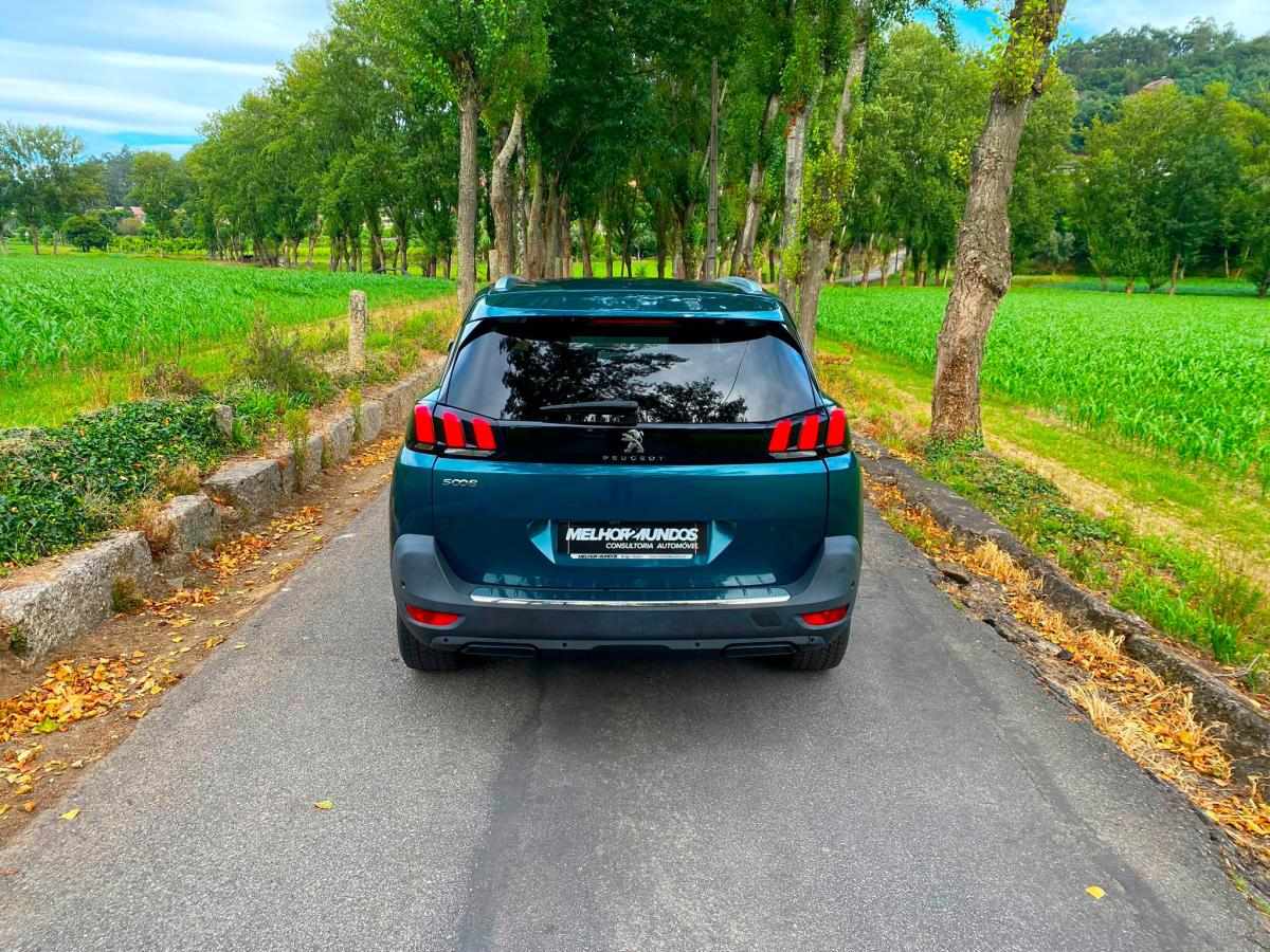 peugeot-5008-2018-diesel-1500cc