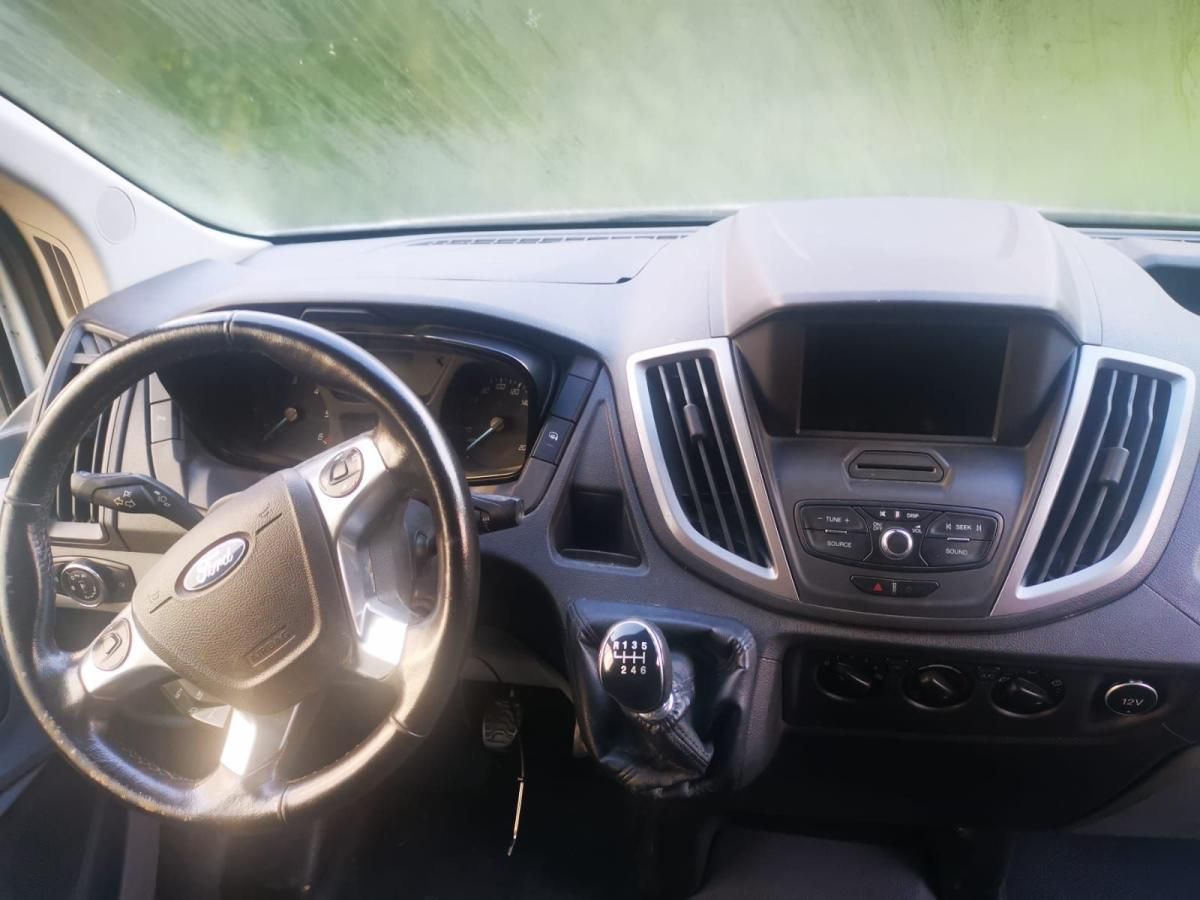 ford-transit-2018-diesel-2000cc