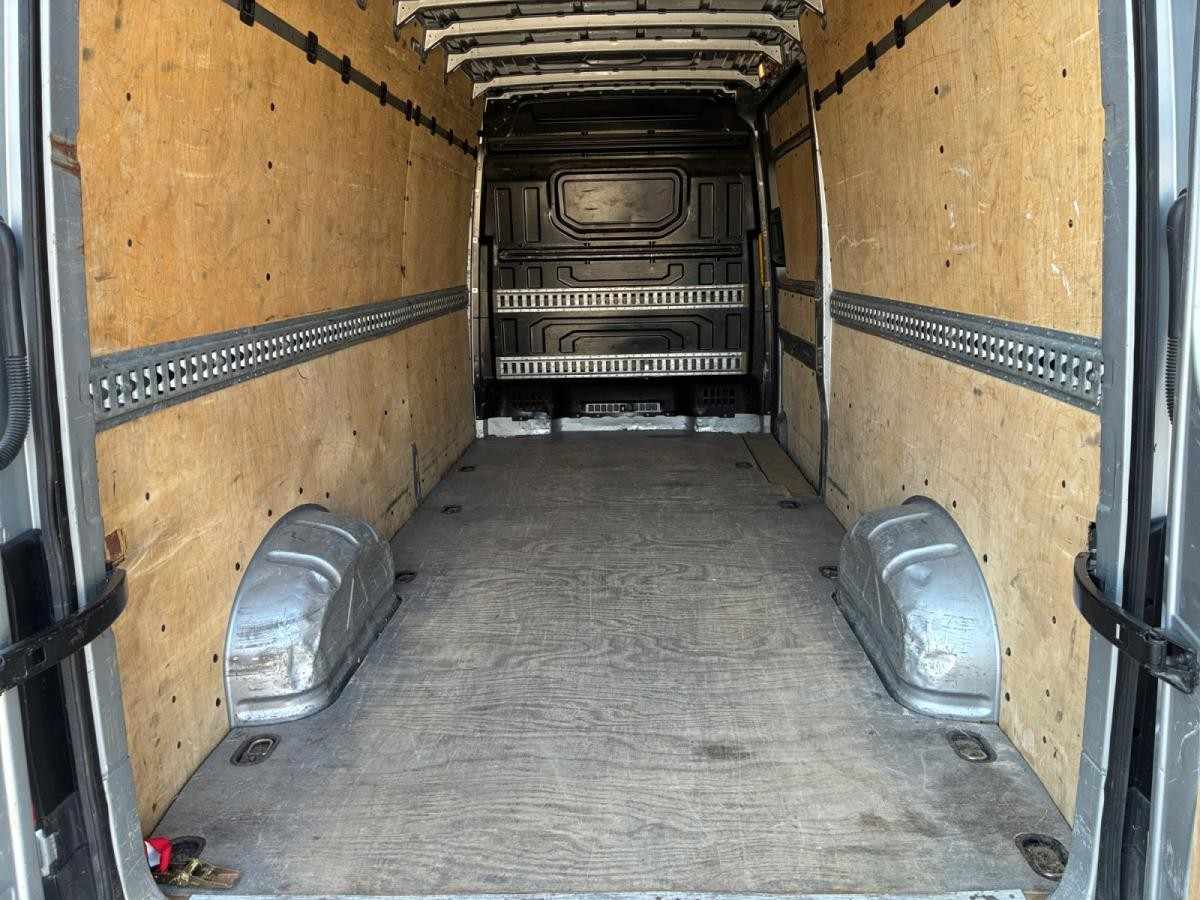 volkswagen-crafter-2017-diesel-1968cc