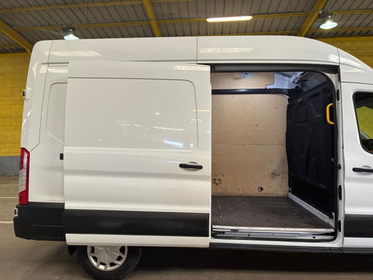 ford-transit-2022-diesel-1995cc