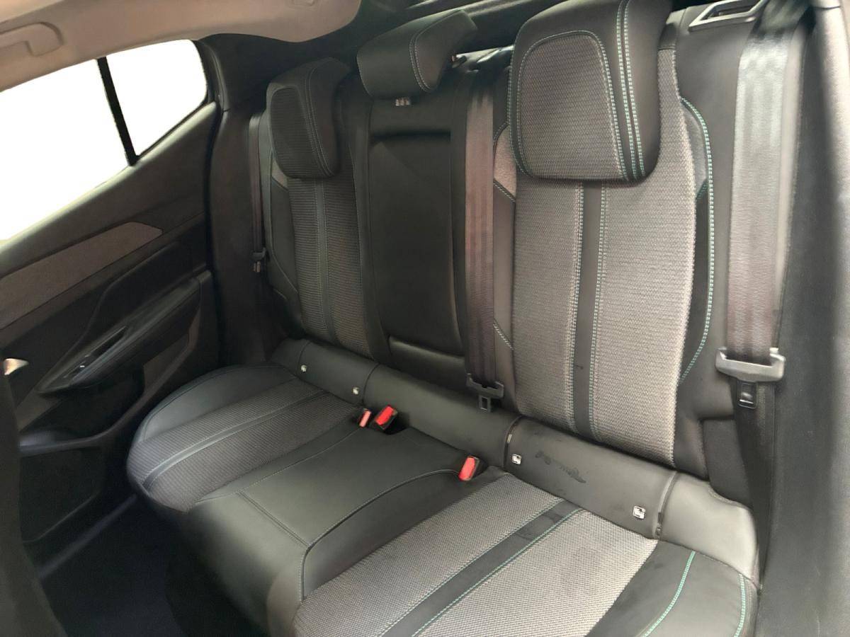 peugeot-408-2025-hibrido-a-gasolina-1199cc