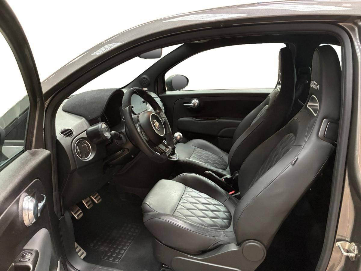 abarth-695-2023-gasolina-1368cc