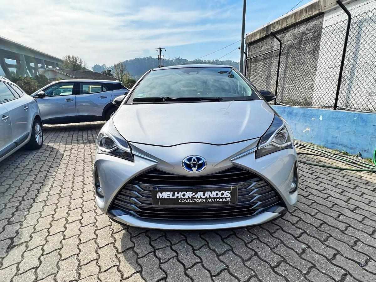 toyota-yaris-2019-hibrido-a-gasolina-1497cc