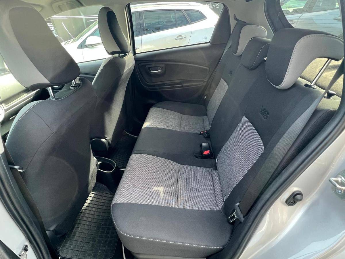 toyota-yaris-2019-hibrido-a-gasolina-1497cc