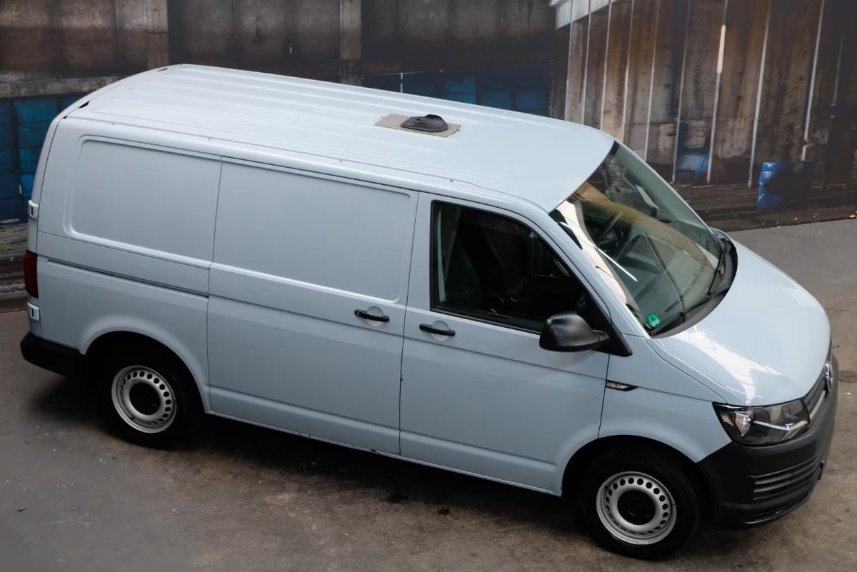 volkswagen-transporter-2018-diesel-1968cc