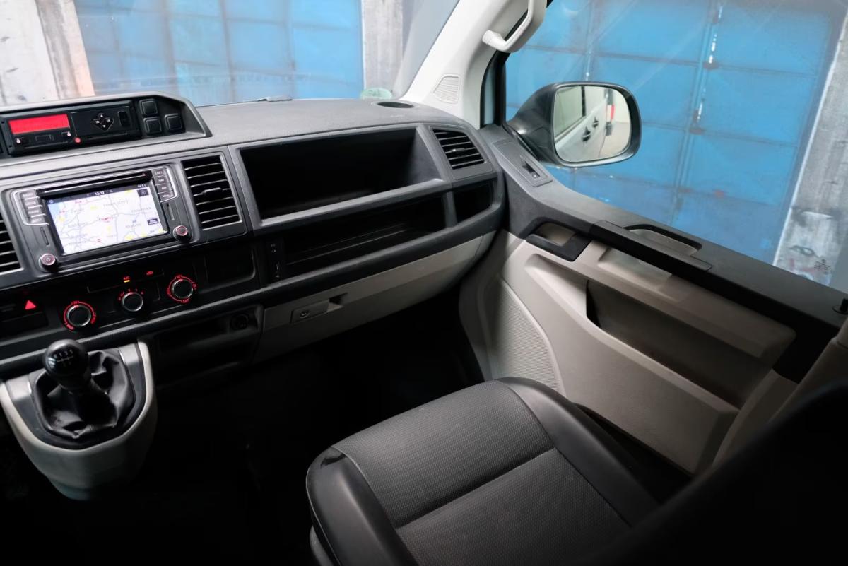 volkswagen-transporter-2018-diesel-1968cc