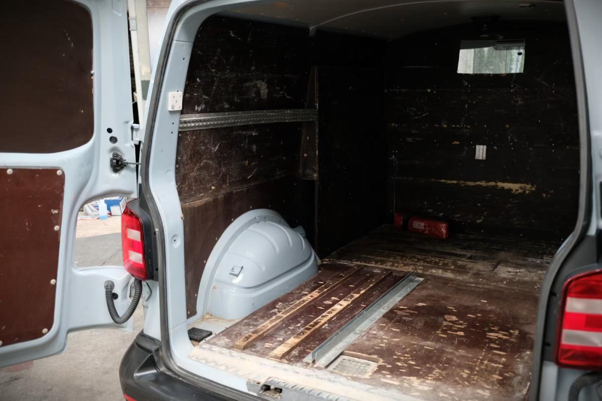 volkswagen-transporter-2018-diesel-1968cc