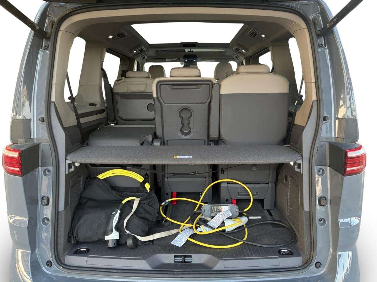 volkswagen-multivan-2023-hibrido-a-gasolina-1395cc