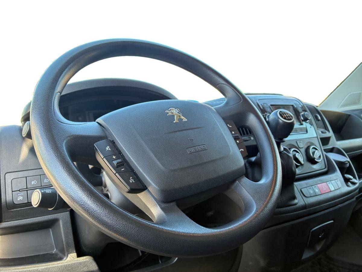 peugeot-boxer-2022-diesel-2179cc