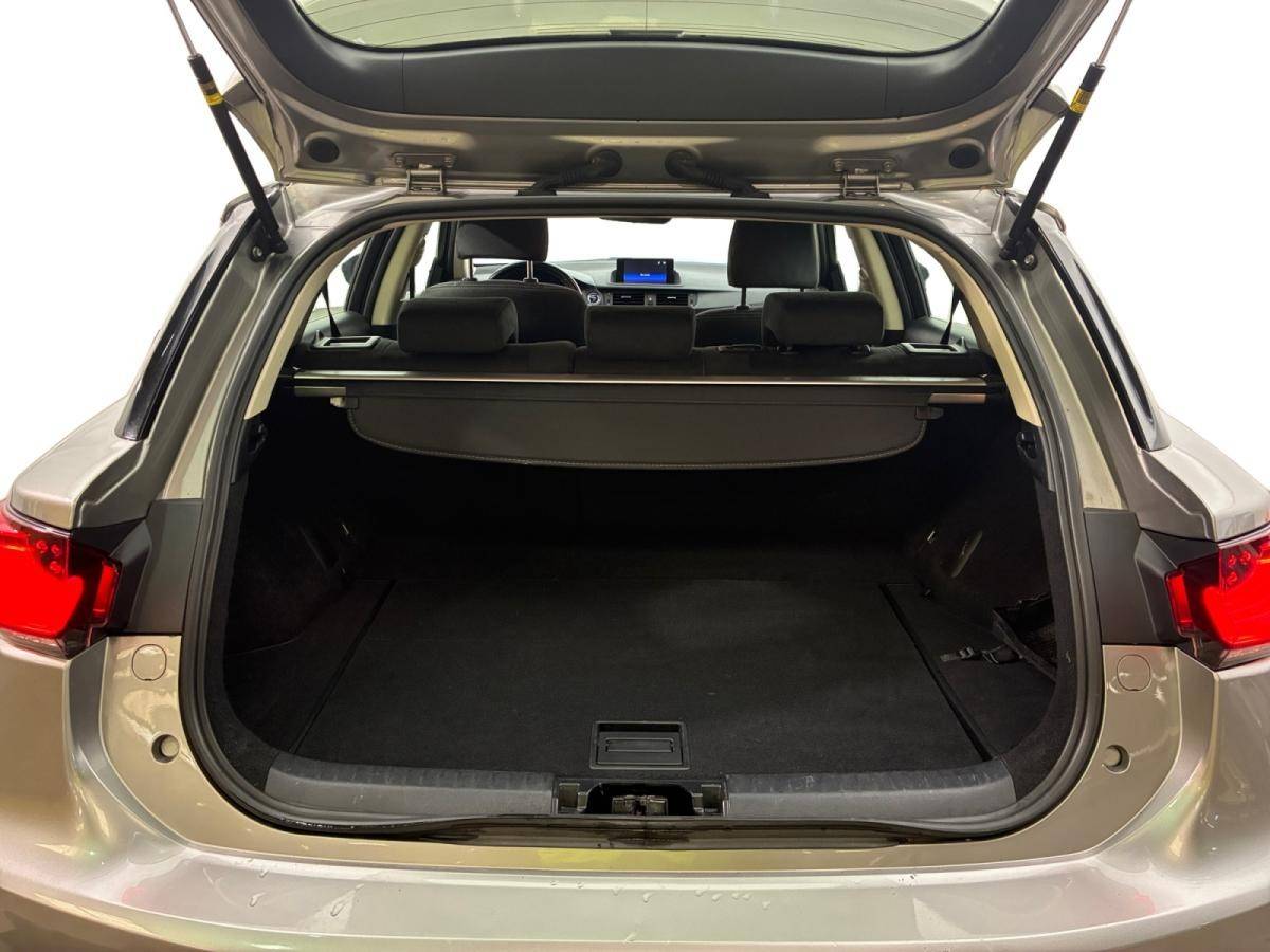 lexus-ct-200h-2020-gasolina-1798cc