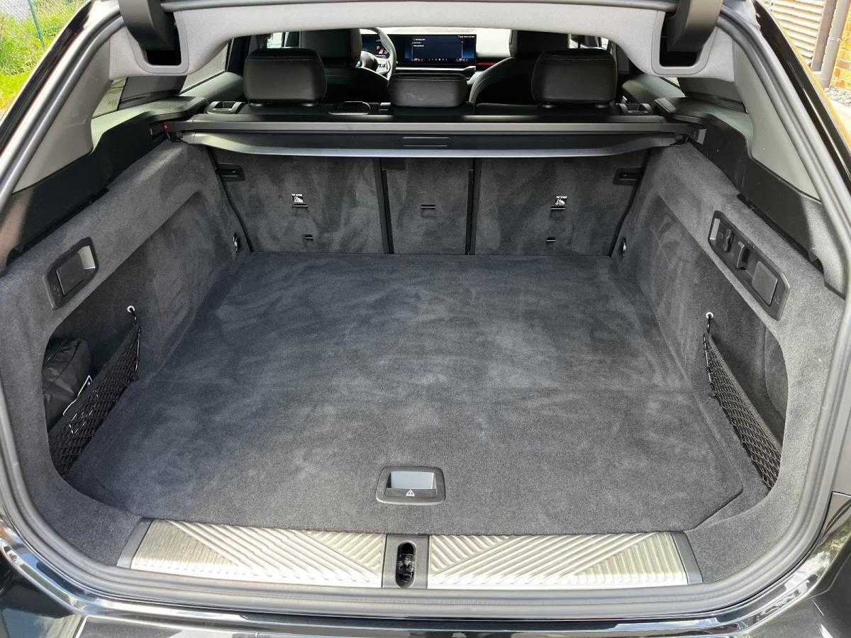bmw-serie-5-2024-diesel-1995cc