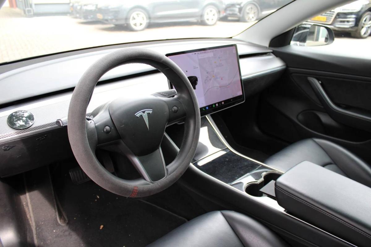tesla-model-3-2019-eletrico-0cc