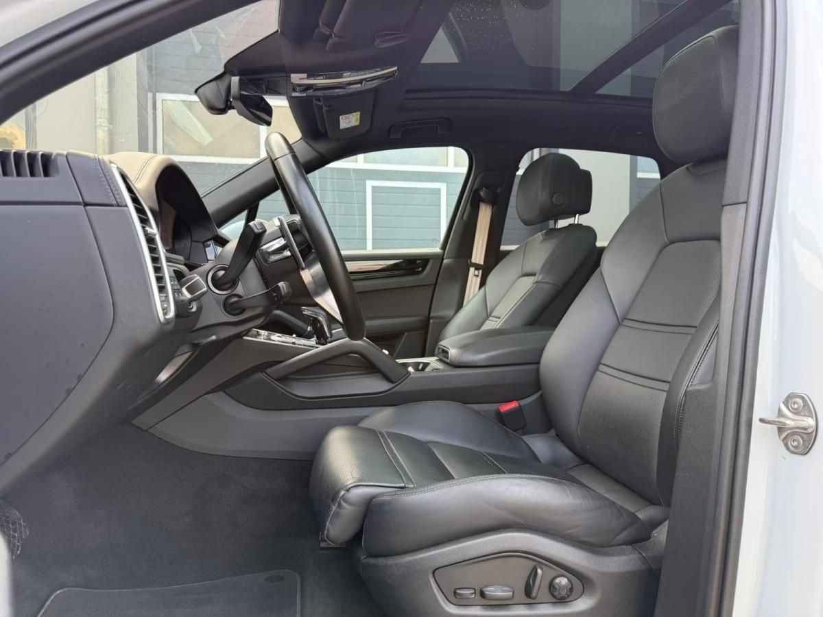 porsche-cayenne-2023-hibrido-a-gasolina-2995cc