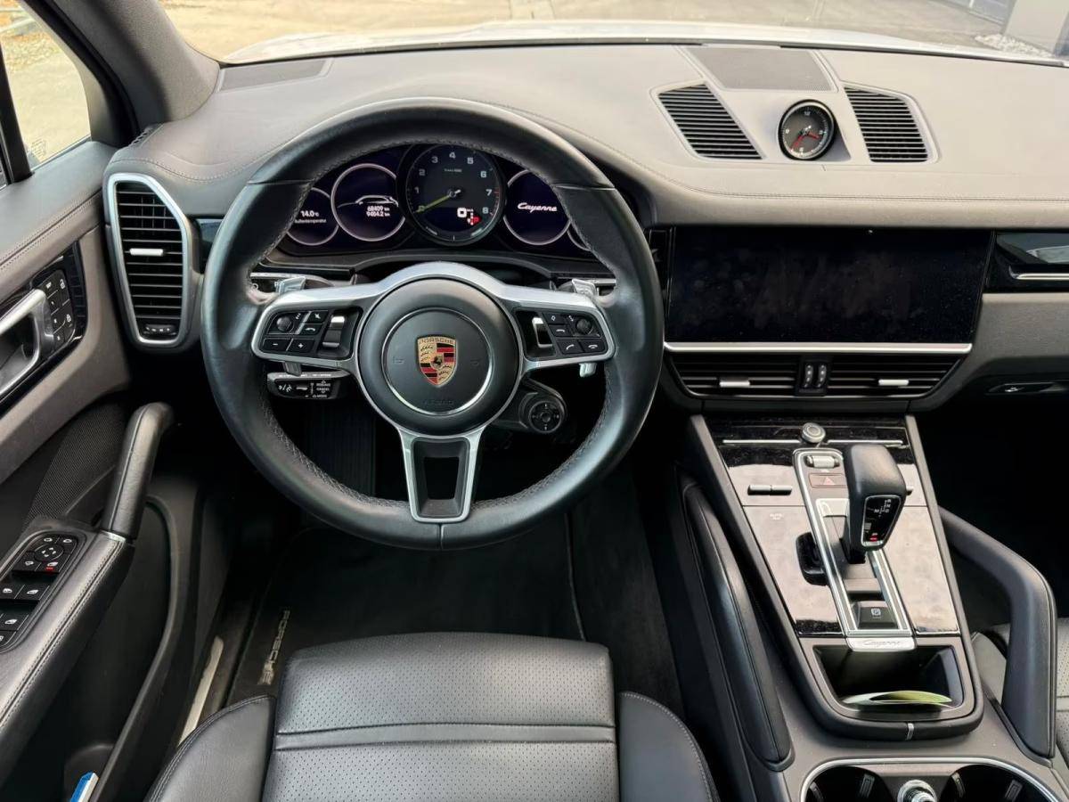 porsche-cayenne-2023-hibrido-a-gasolina-2995cc