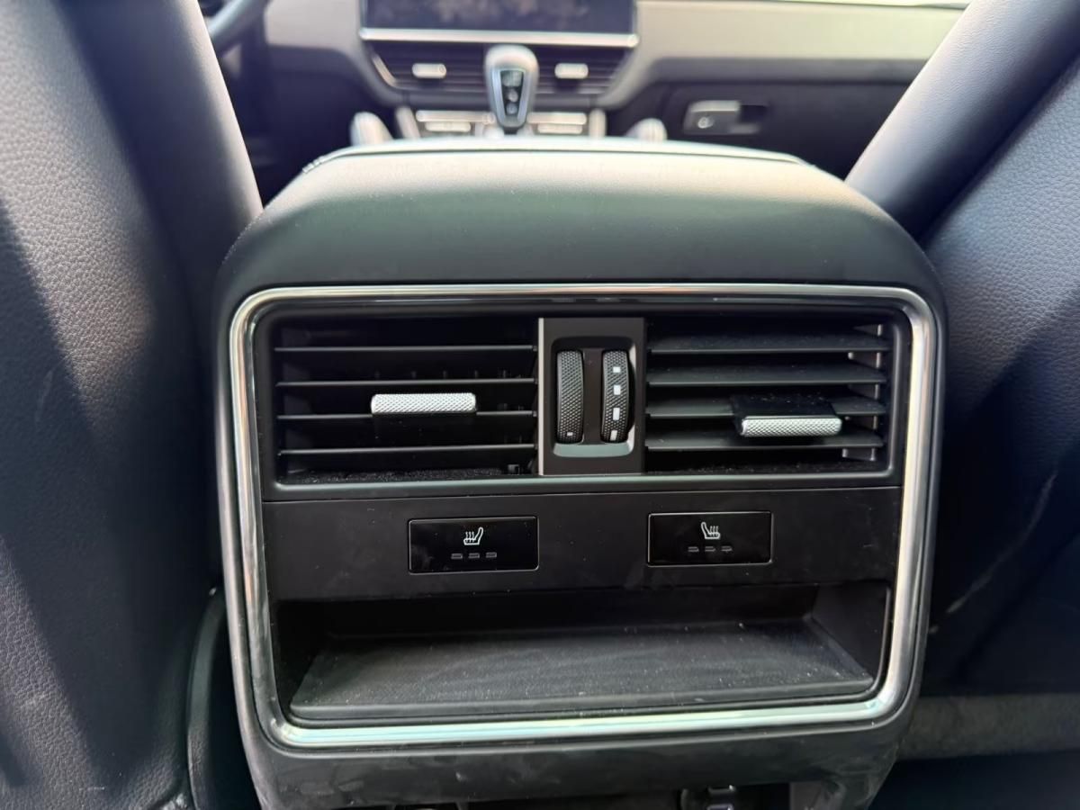 porsche-cayenne-2023-hibrido-a-gasolina-2995cc