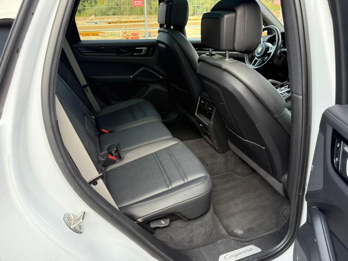 porsche-cayenne-2023-hibrido-a-gasolina-2995cc