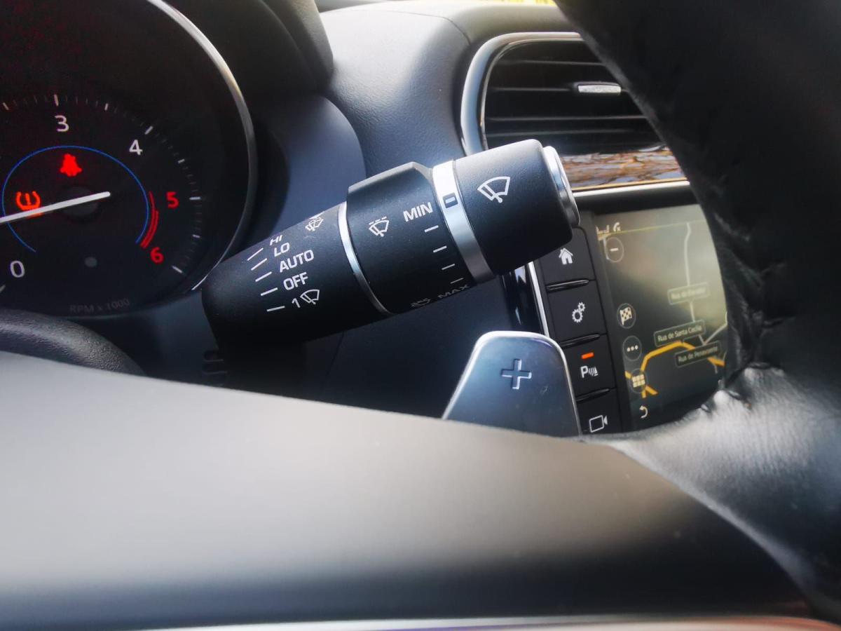 jaguar-xe-2018-diesel-1999cc