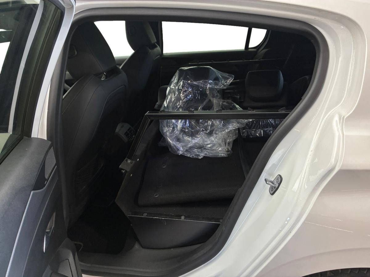 peugeot-308-2022-diesel-1499cc