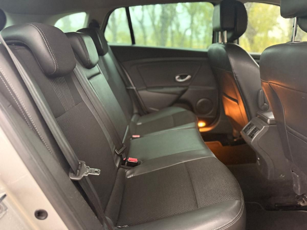 renault-megane-sport-tourer-2009-diesel-1461cc