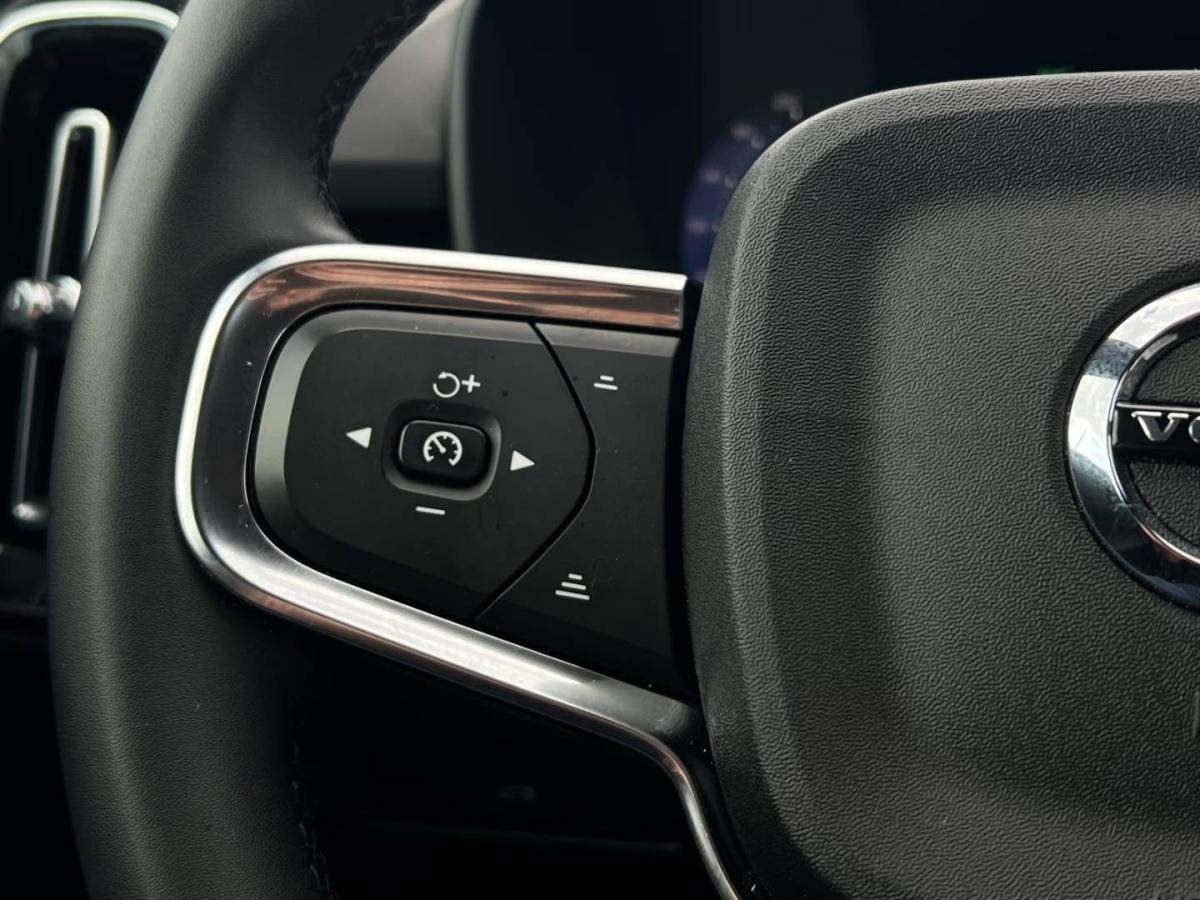 volvo-ex40-2023-eletrico-0cc