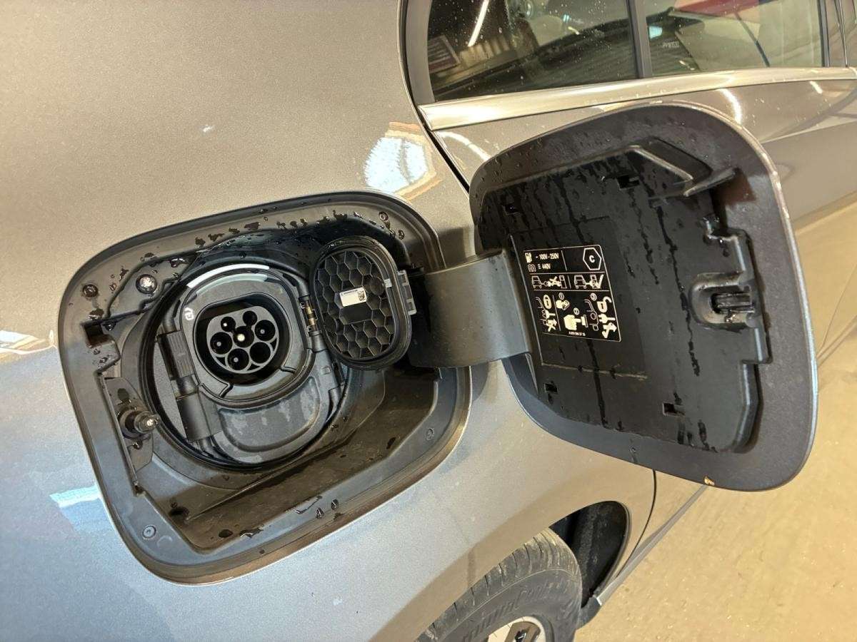 mercedes-benz-classe-a-2022-hibrido-a-gasolina-1332cc