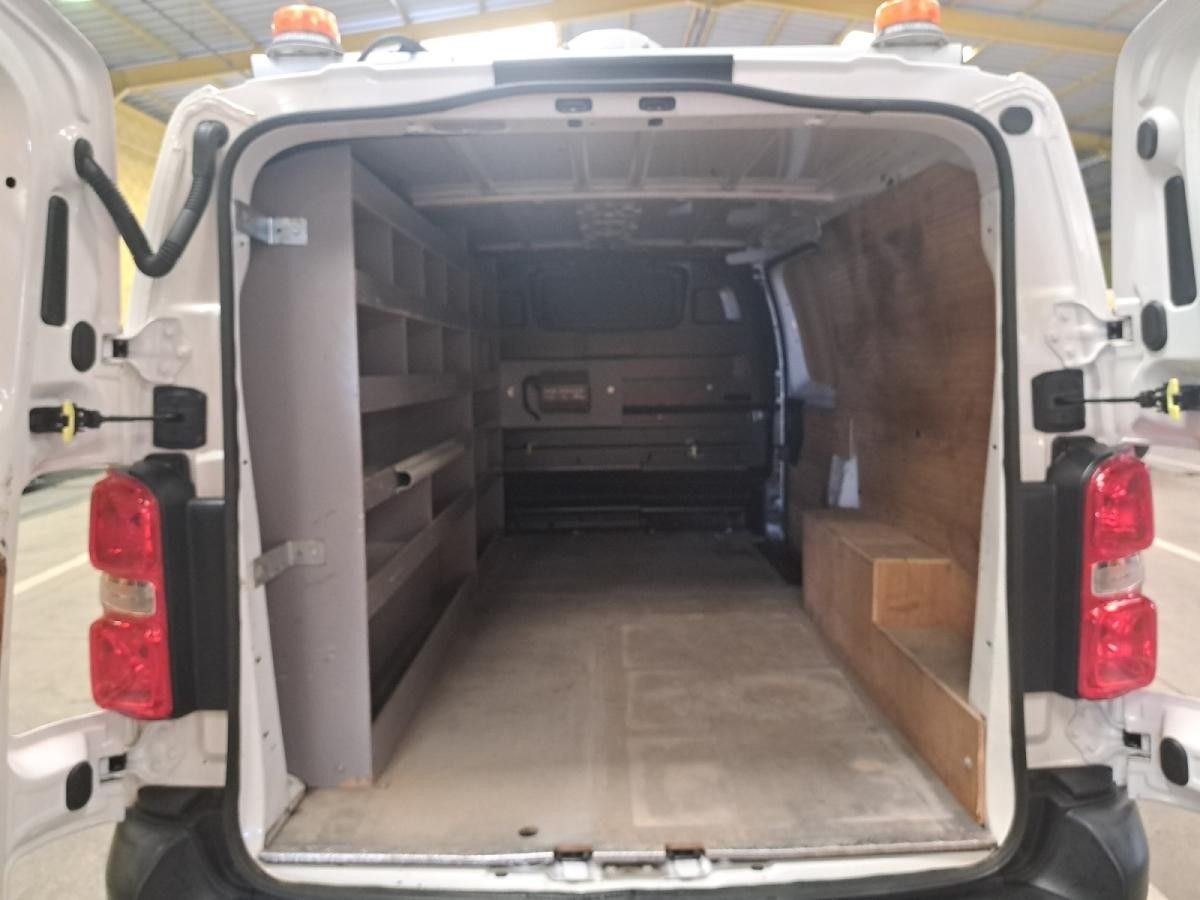 citroen-jumpy-2021-diesel-1997cc