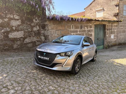 peugeot-208-2022-eletrico-500cc