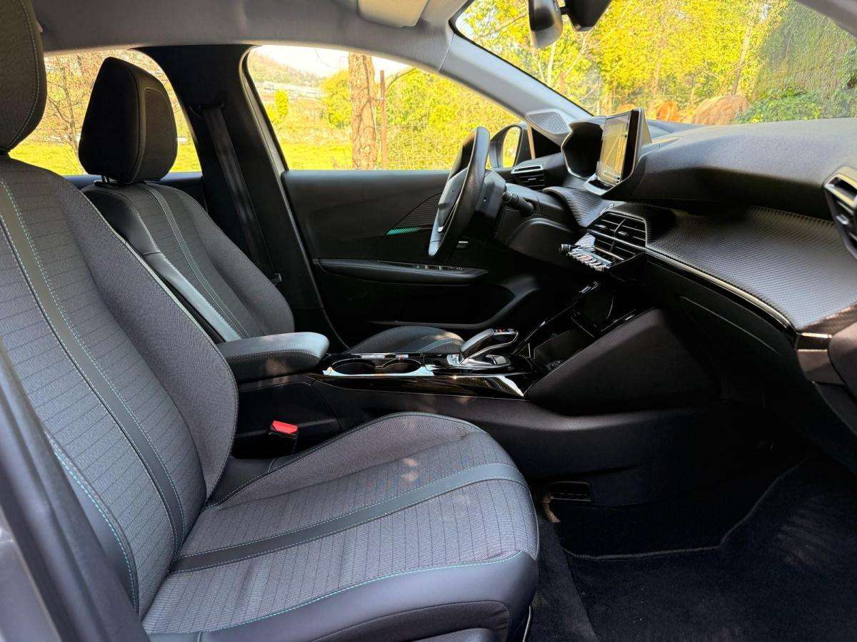 peugeot-208-2022-eletrico-500cc