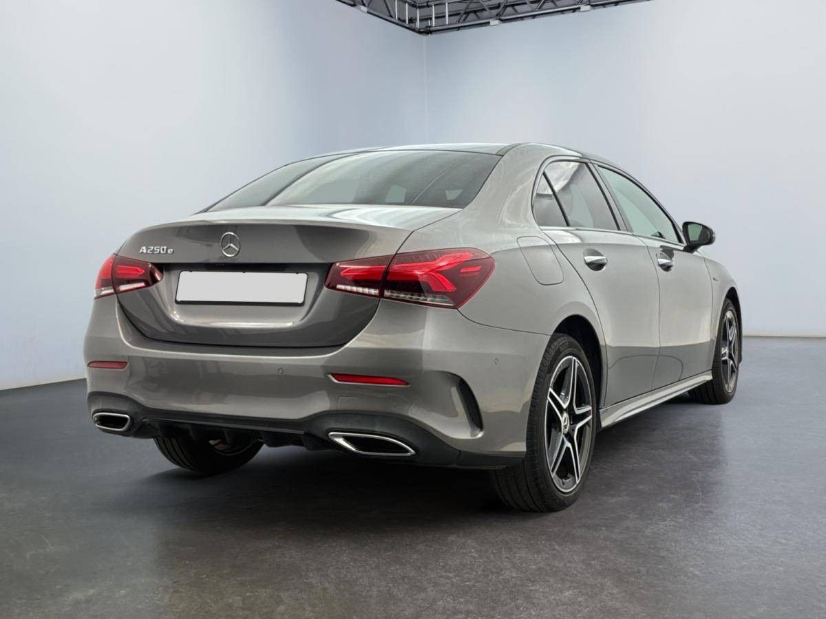 mercedes-benz-classe-a-2021-hibrido-a-gasolina-1332cc