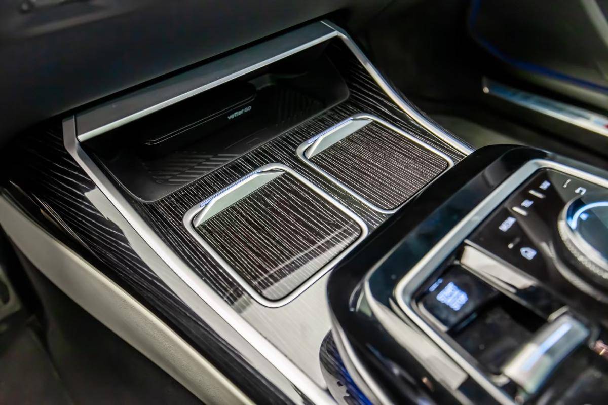 bmw-serie-7-2023-hibrido-a-gasolina-2998cc