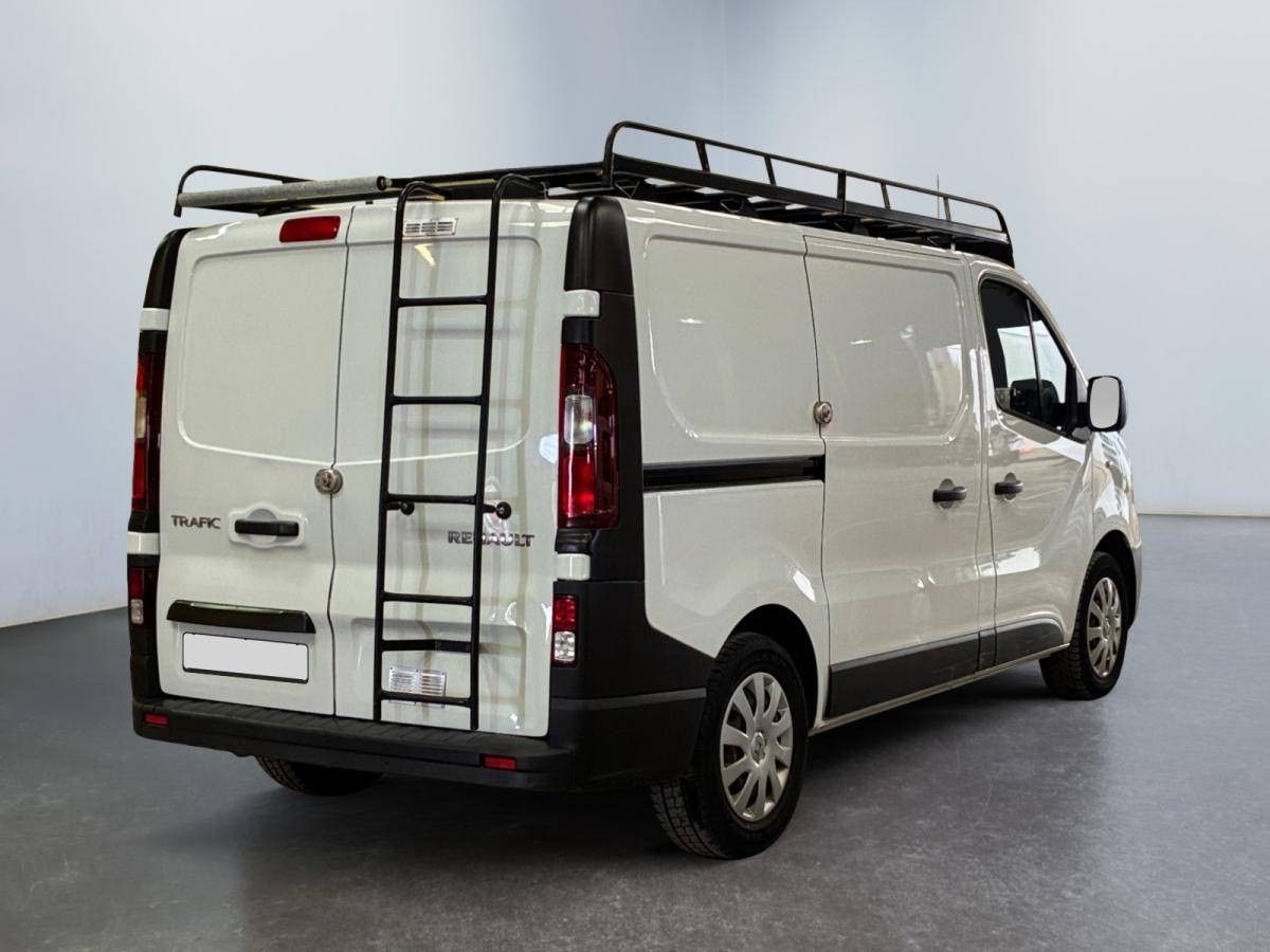 renault-trafic-2020-diesel-1598cc
