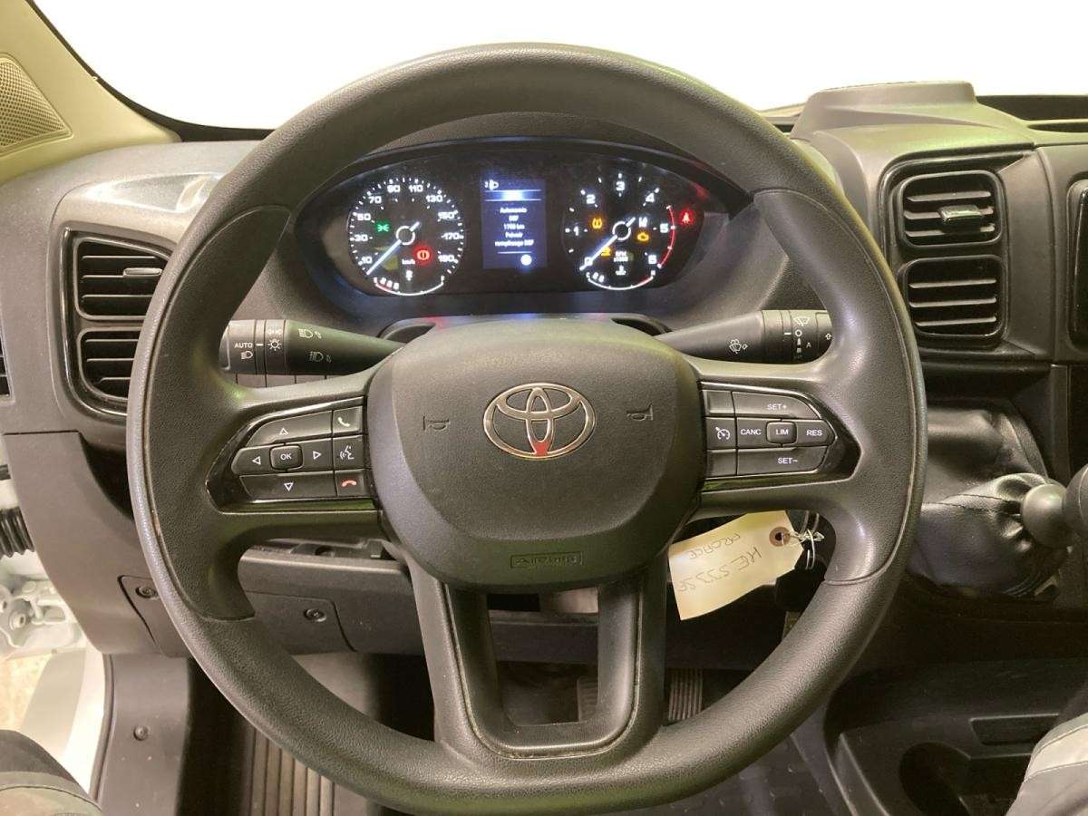 toyota-proace-2025-diesel-2184cc