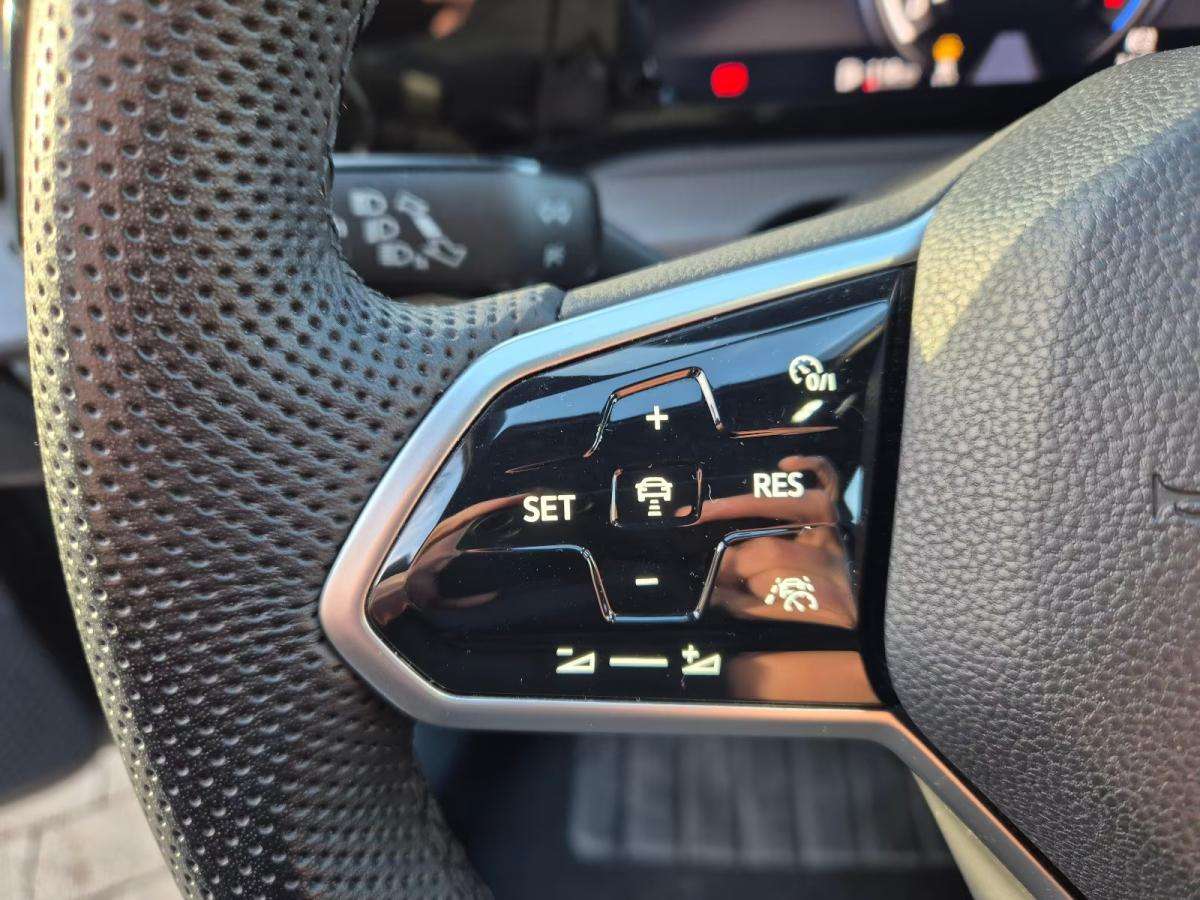 volkswagen-golf-2022-gasolina-1984cc