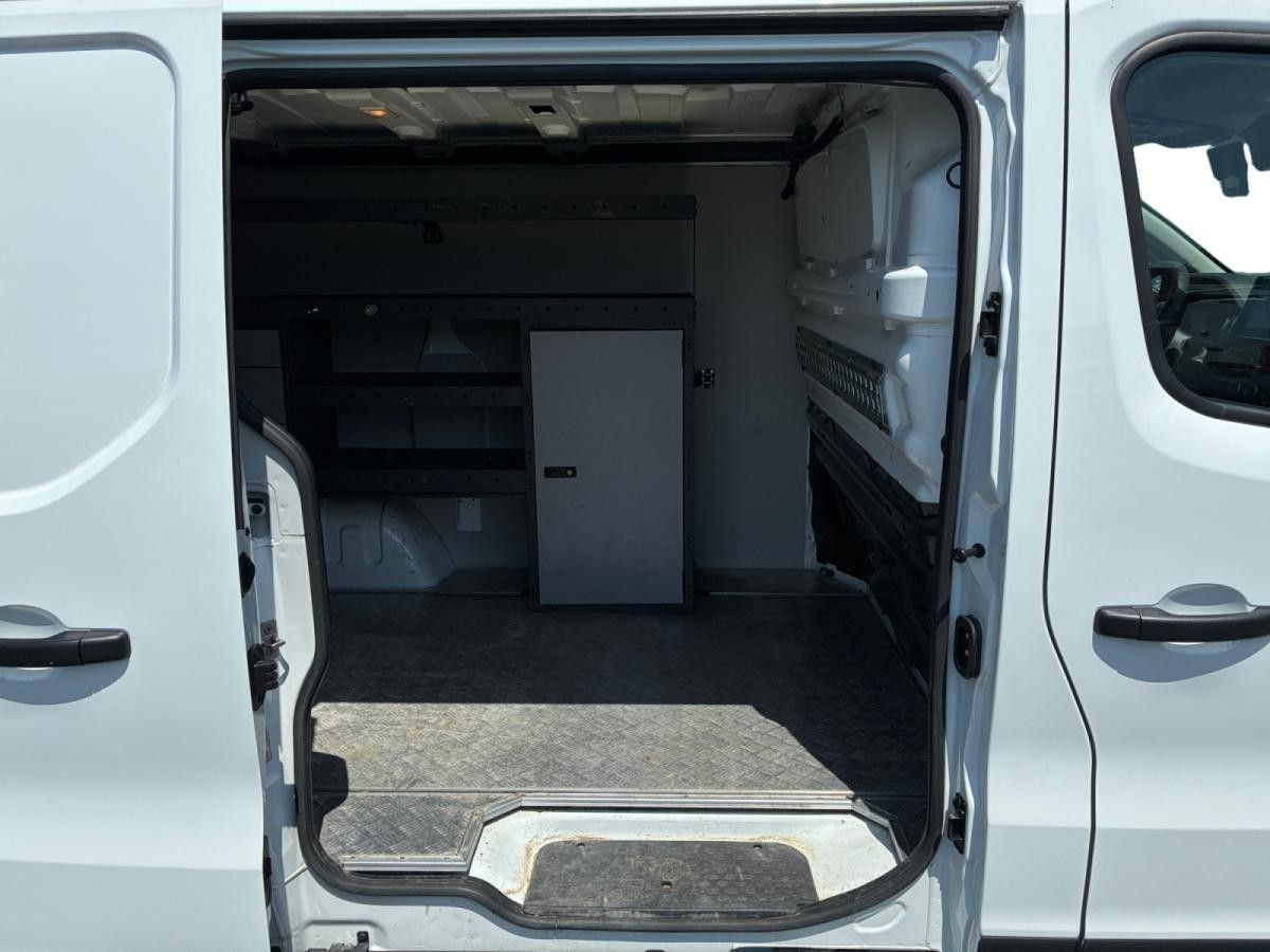 renault-trafic-2022-diesel-1997cc