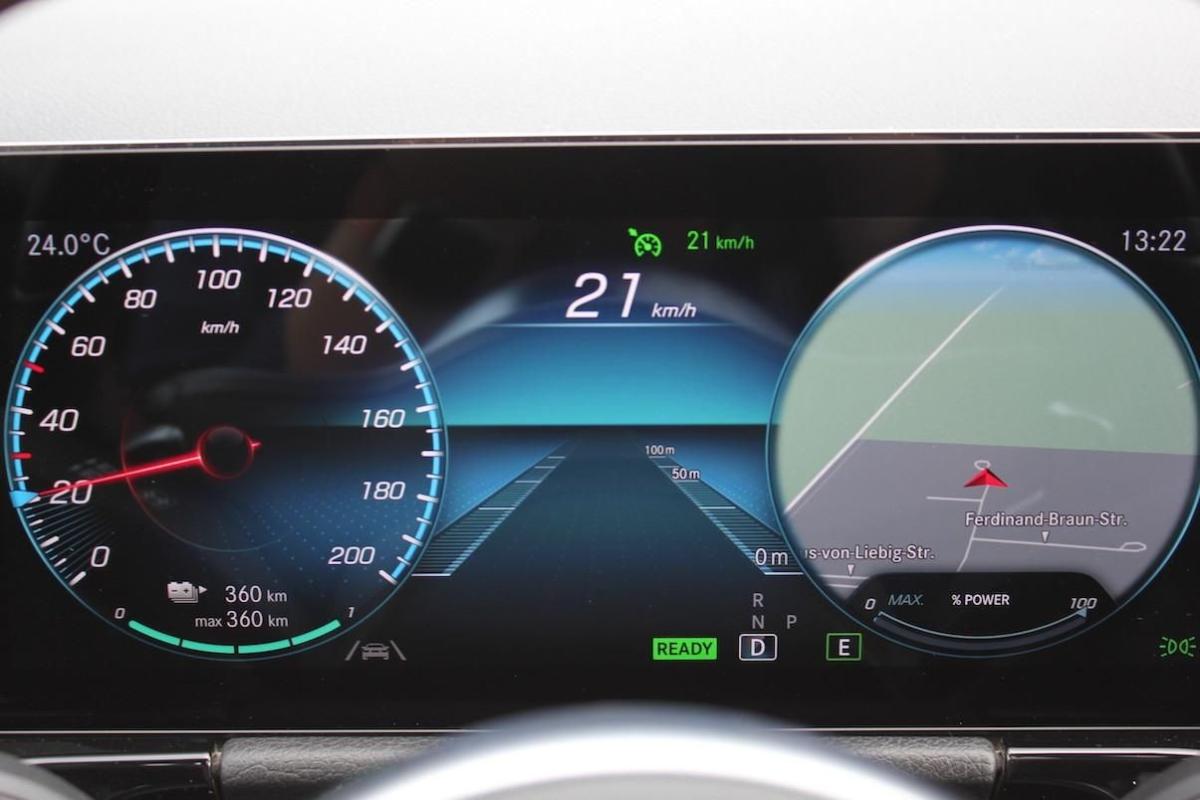 mercedes-benz-eqa-2022-eletrico-0cc