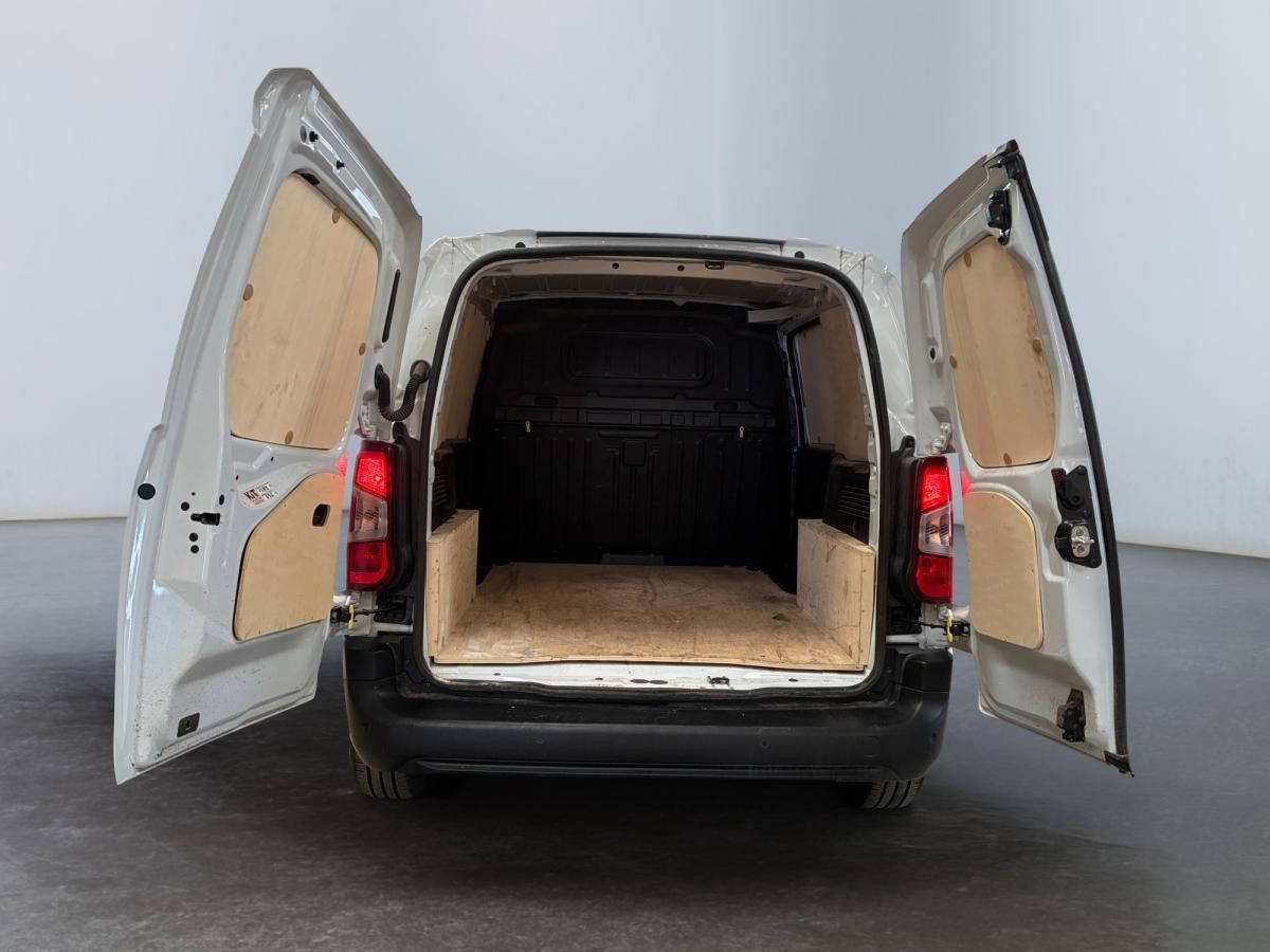 citroen-berlingo-2024-diesel-1499cc