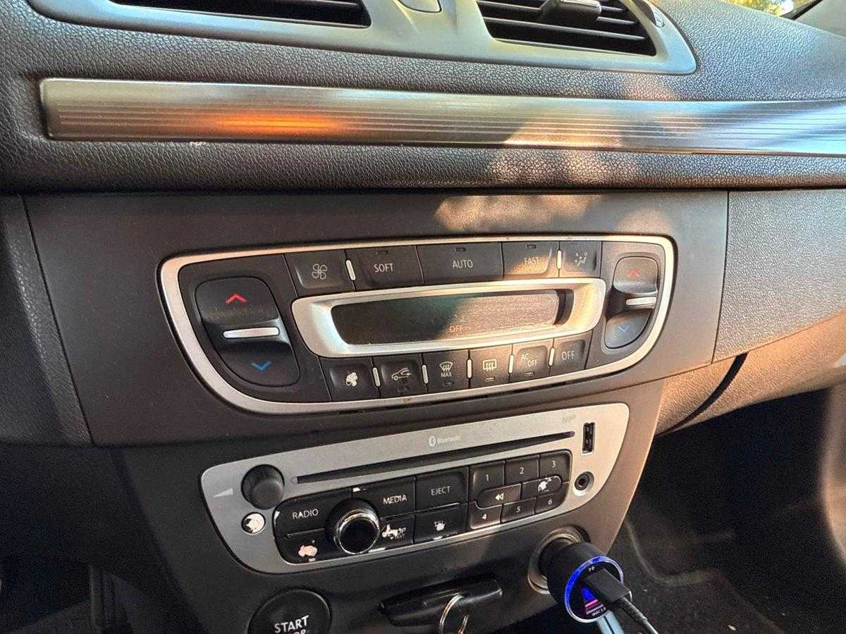 renault-megane-2012-diesel-1598cc