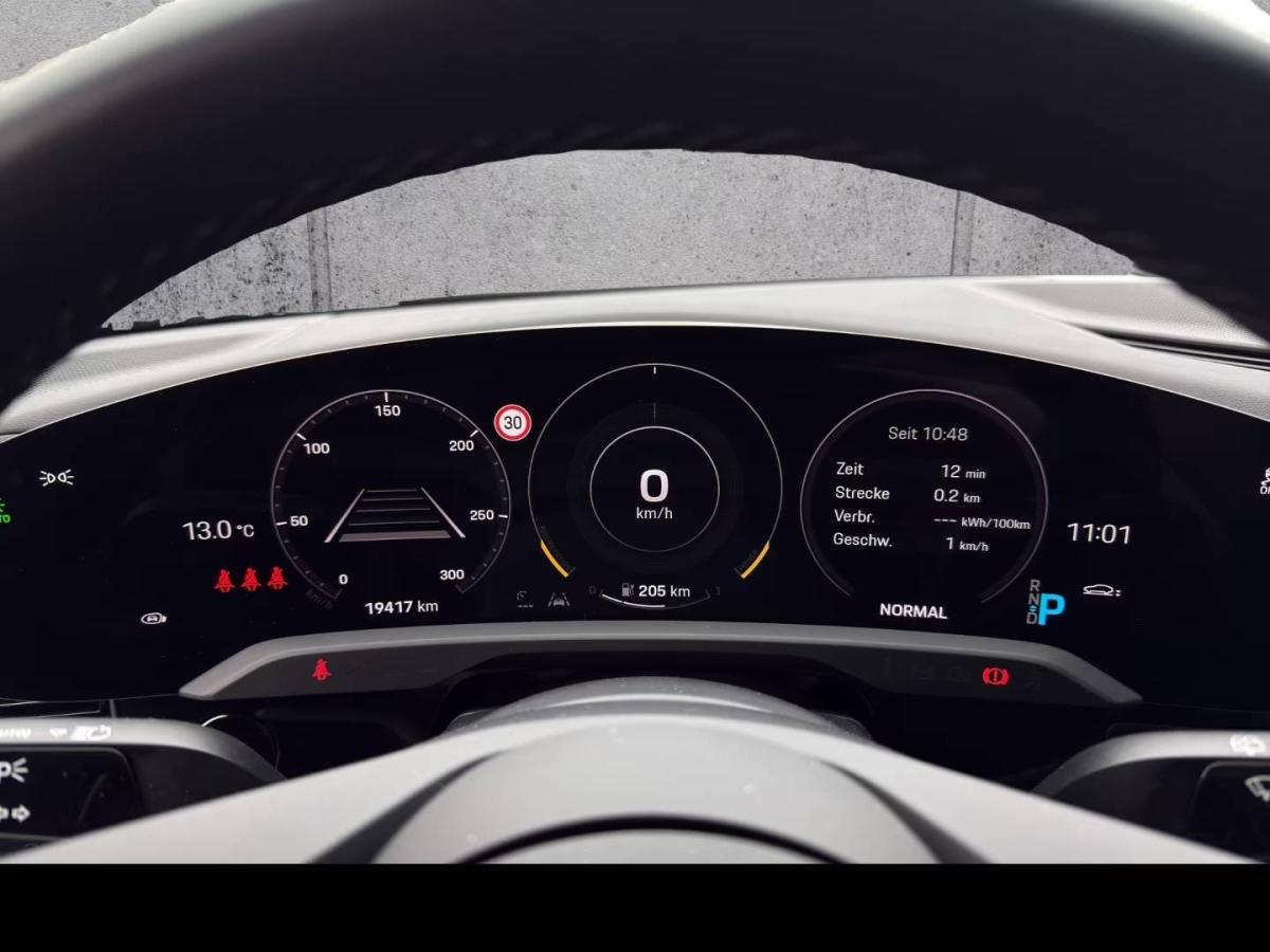 porsche-taycan-2024-eletrico-0cc