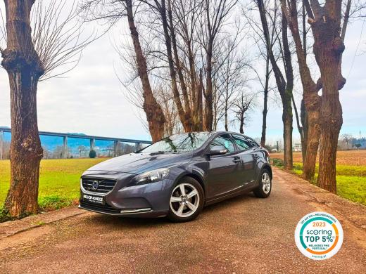 volvo-v40-2014-diesel-1560cc