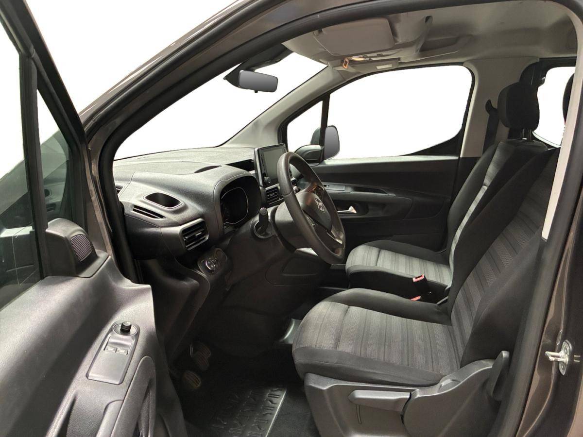 opel-combo-2021-diesel-1499cc