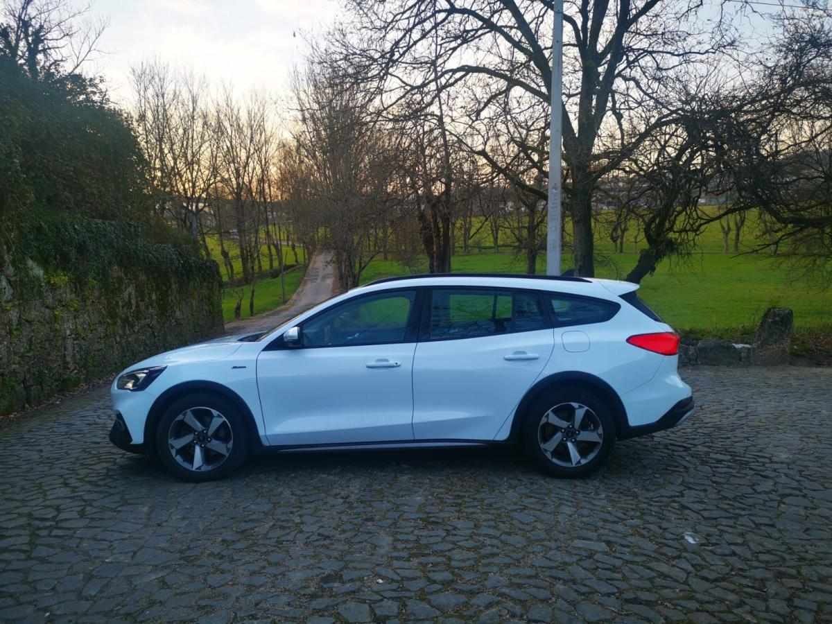 ford-focus-sw-2020-diesel-1499cc