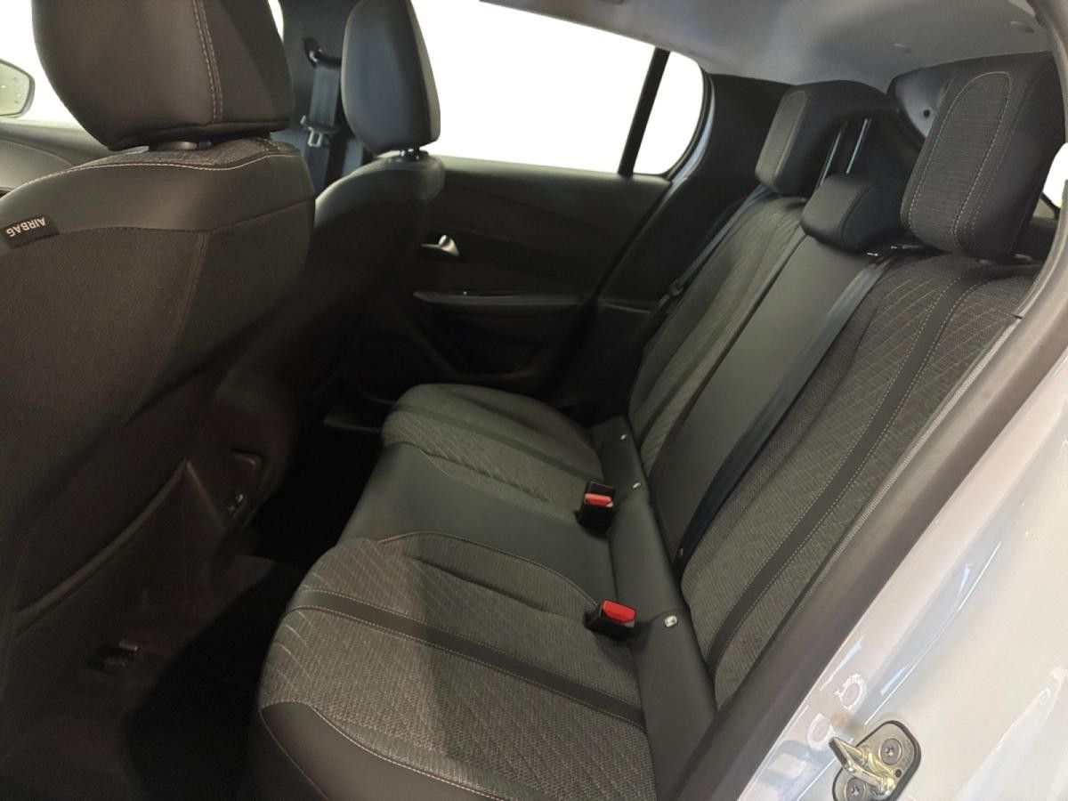 peugeot-208-2024-hibrido-a-gasolina-1199cc
