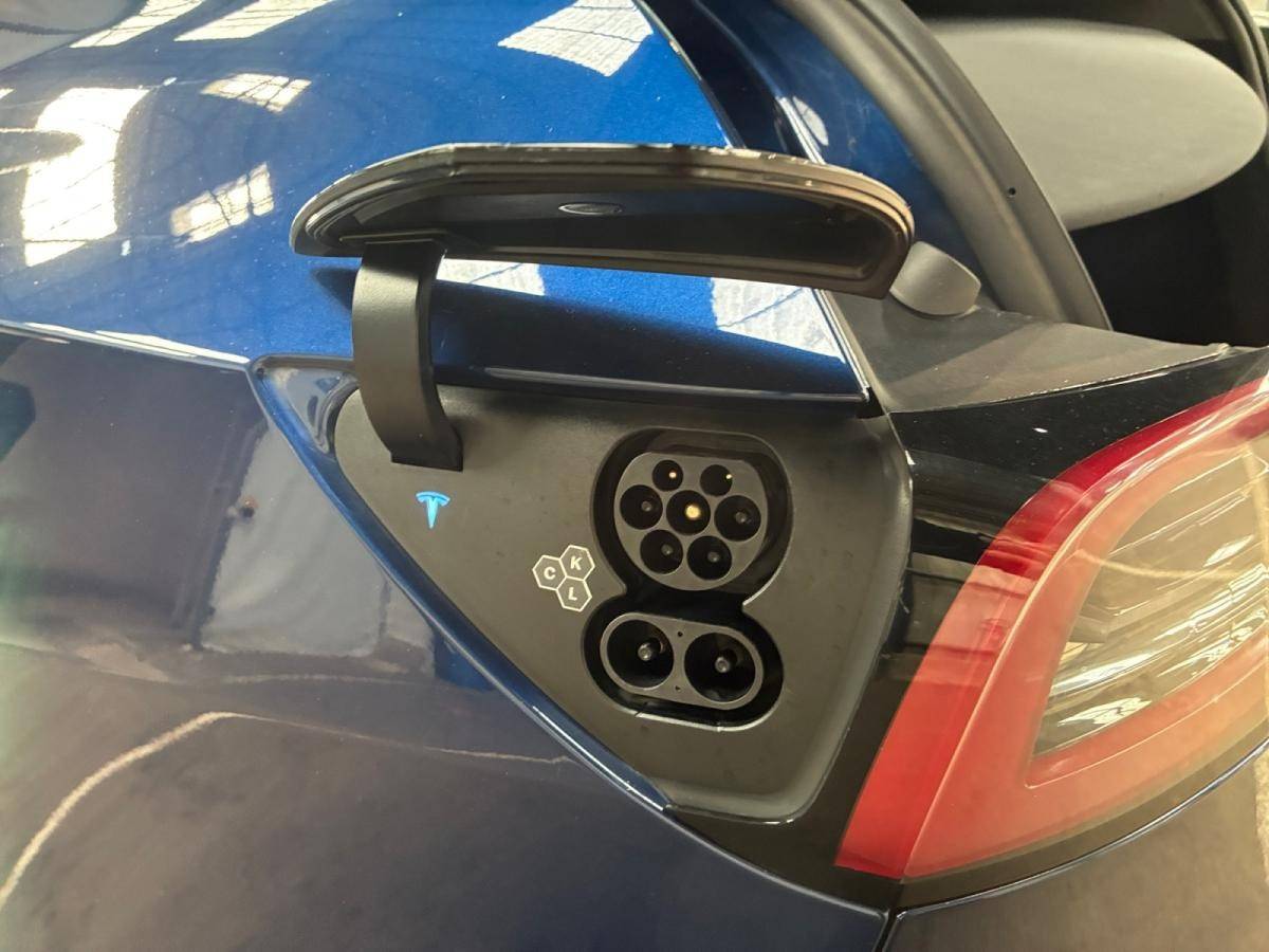 tesla-model-y-2023-eletrico-0cc