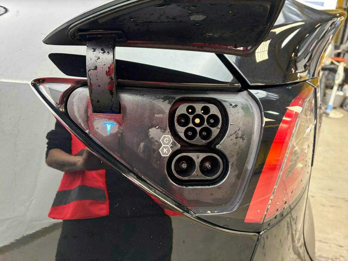 tesla-model-y-2022-eletrico-0cc