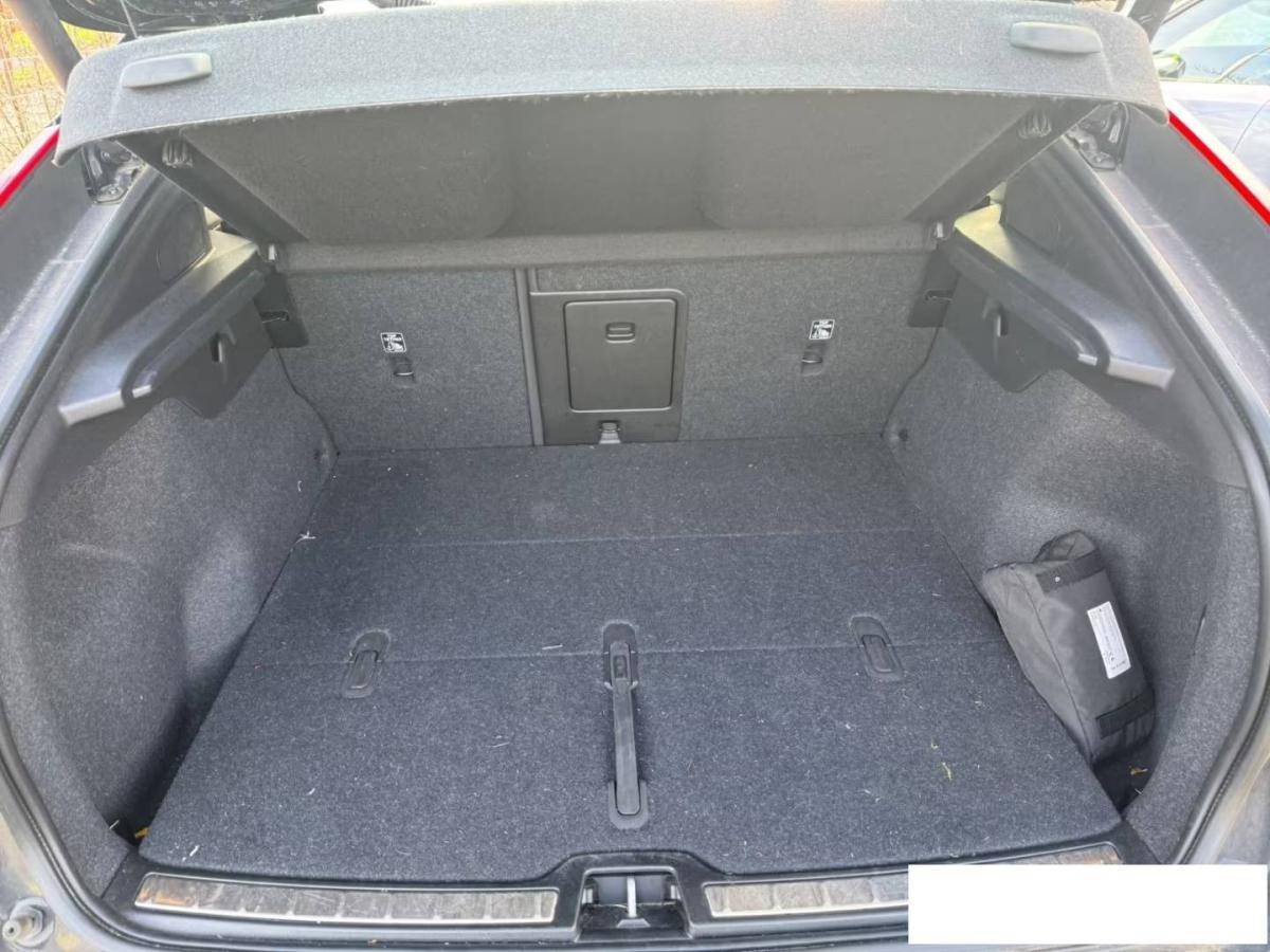 volvo-c40-2022-eletrico-0cc
