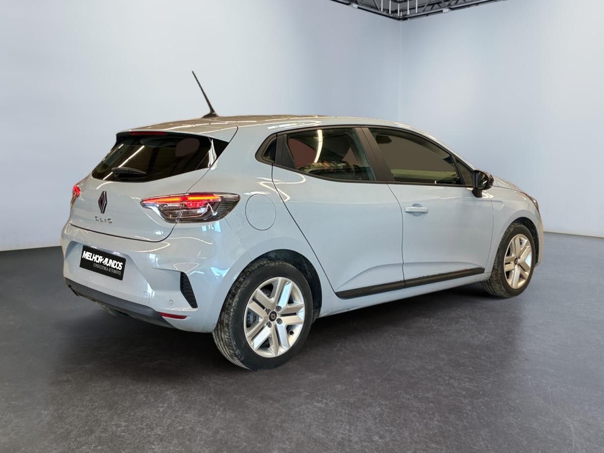 renault-clio-2024-diesel-1461cc